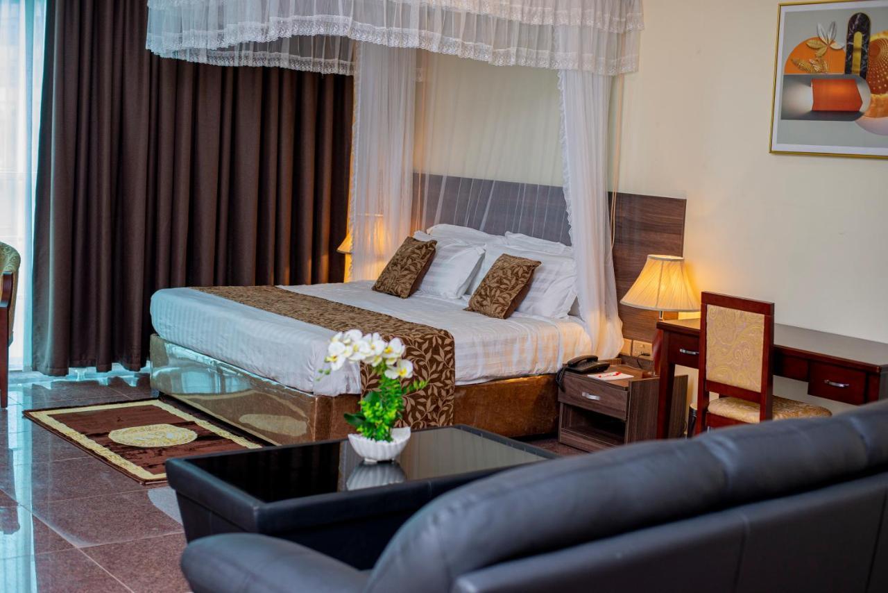 Koki Hotel Kampala Exterior photo