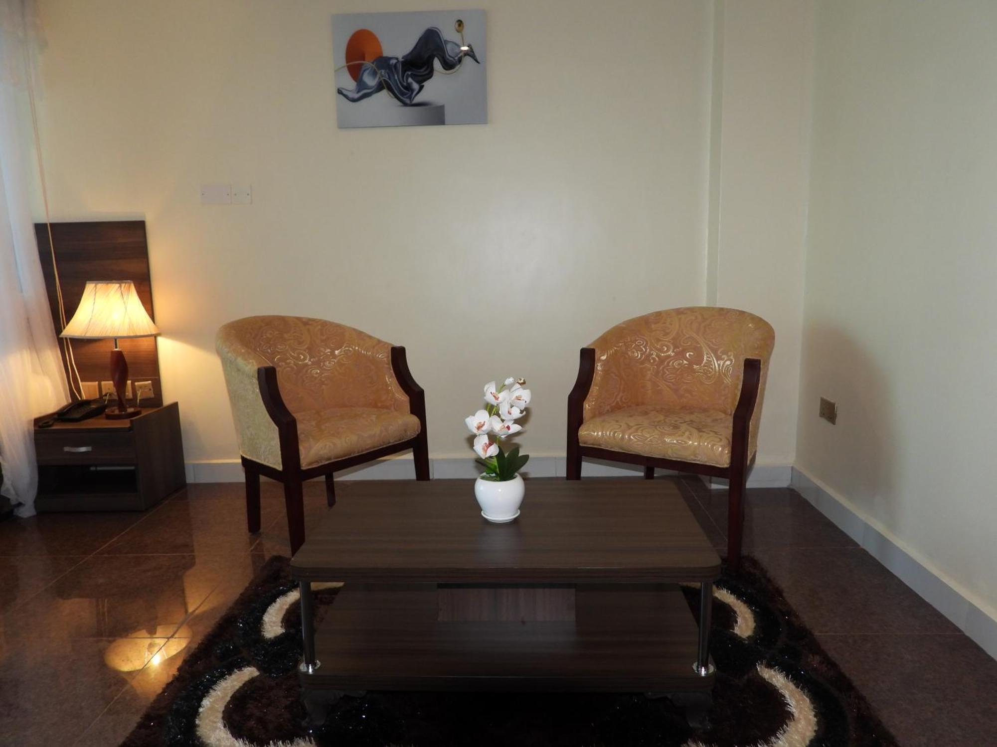 Koki Hotel Kampala Exterior photo